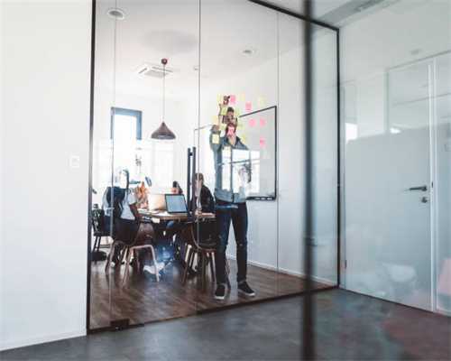 明日之后：新玩加入之后不知道自己能选择什么，中途换会有点难