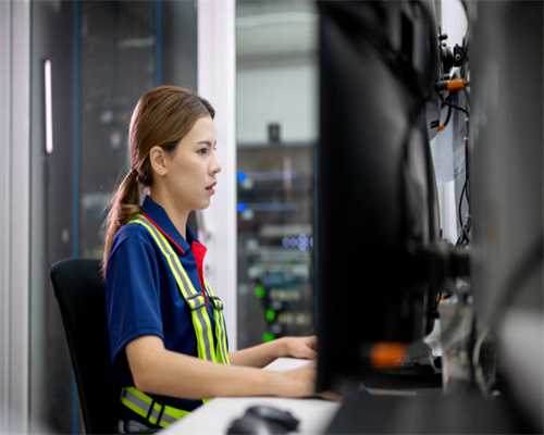 《饥荒》秋季BOSS熊獾怎么打 技巧分享